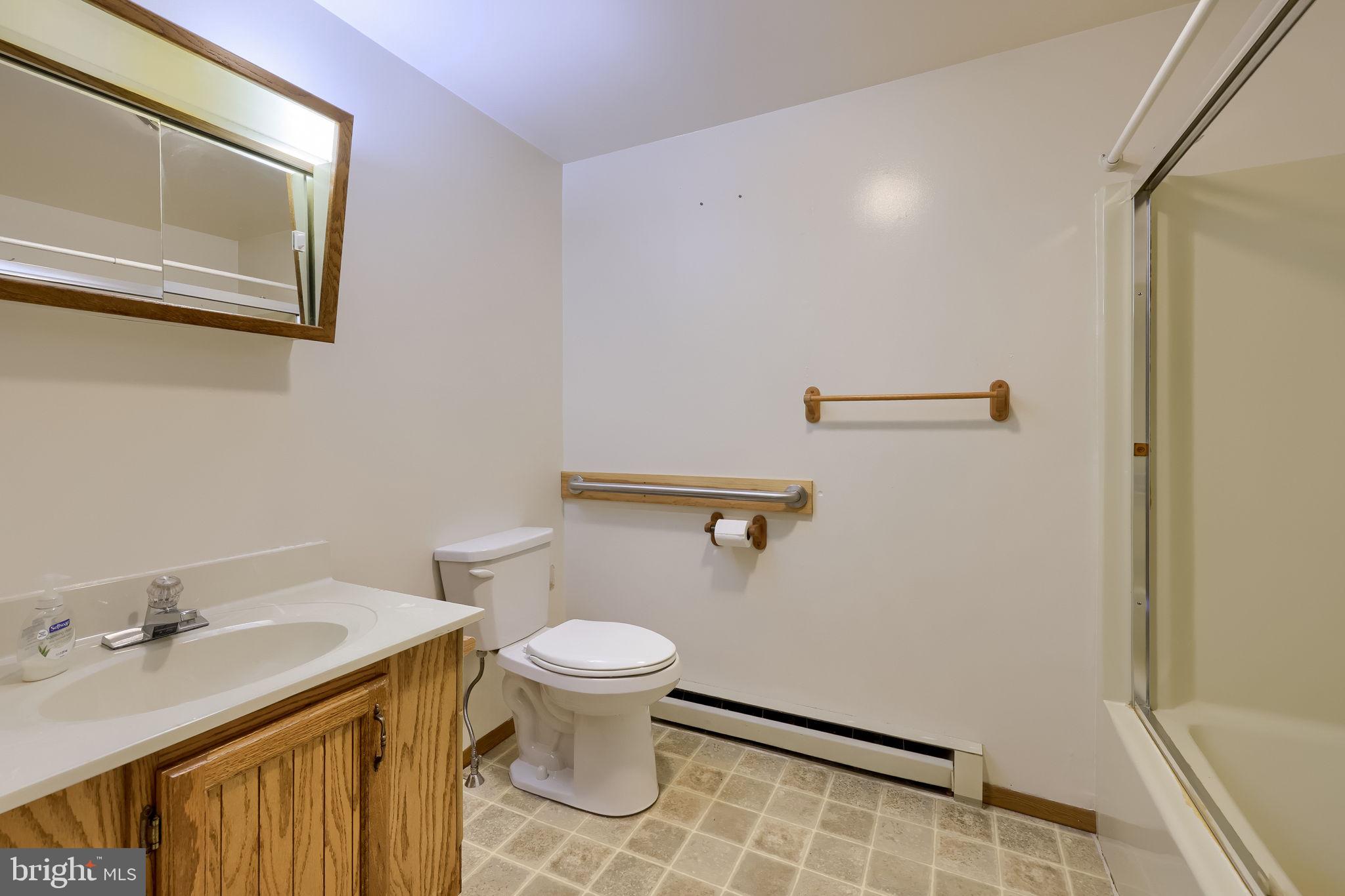 EAST HOPEWELL TWP - Residential