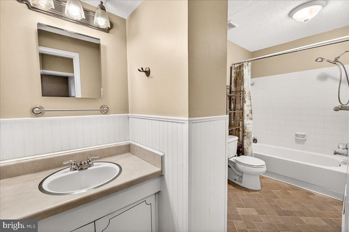 DISCOVERY - Residential