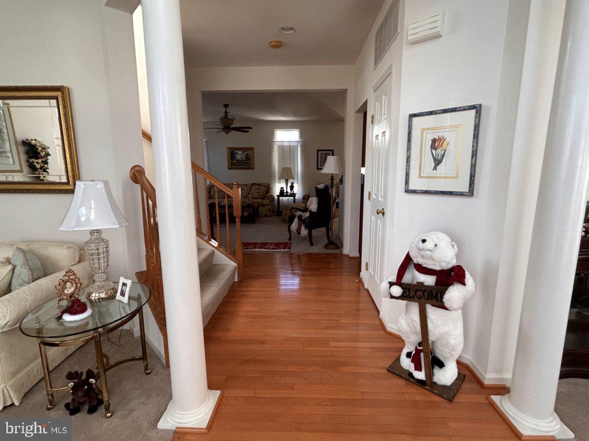 LAKELAND PLACE - Residential