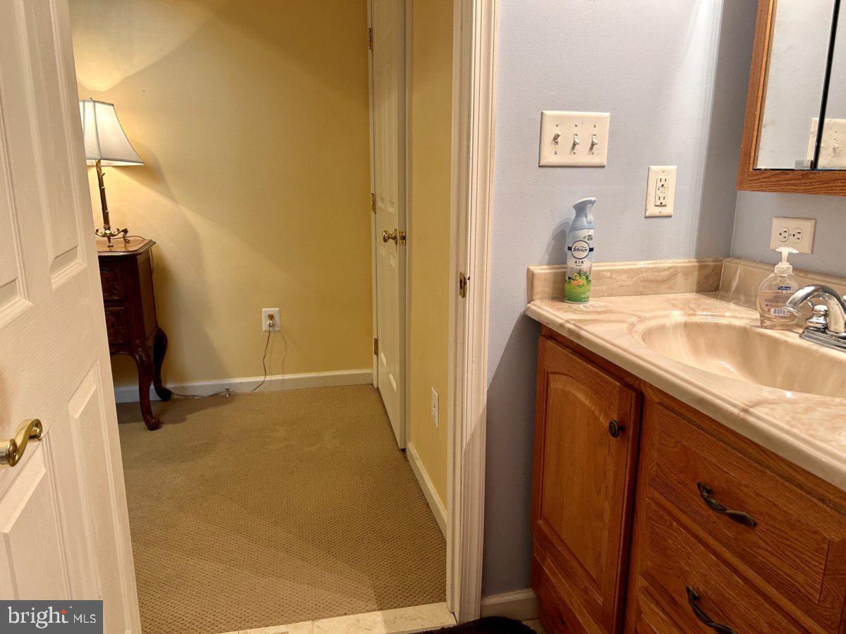 LAKELAND PLACE - Residential