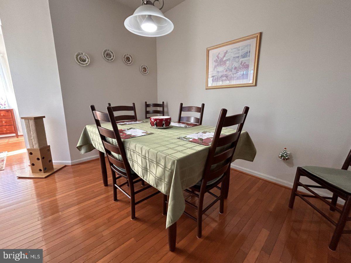 LAKELAND PLACE - Residential