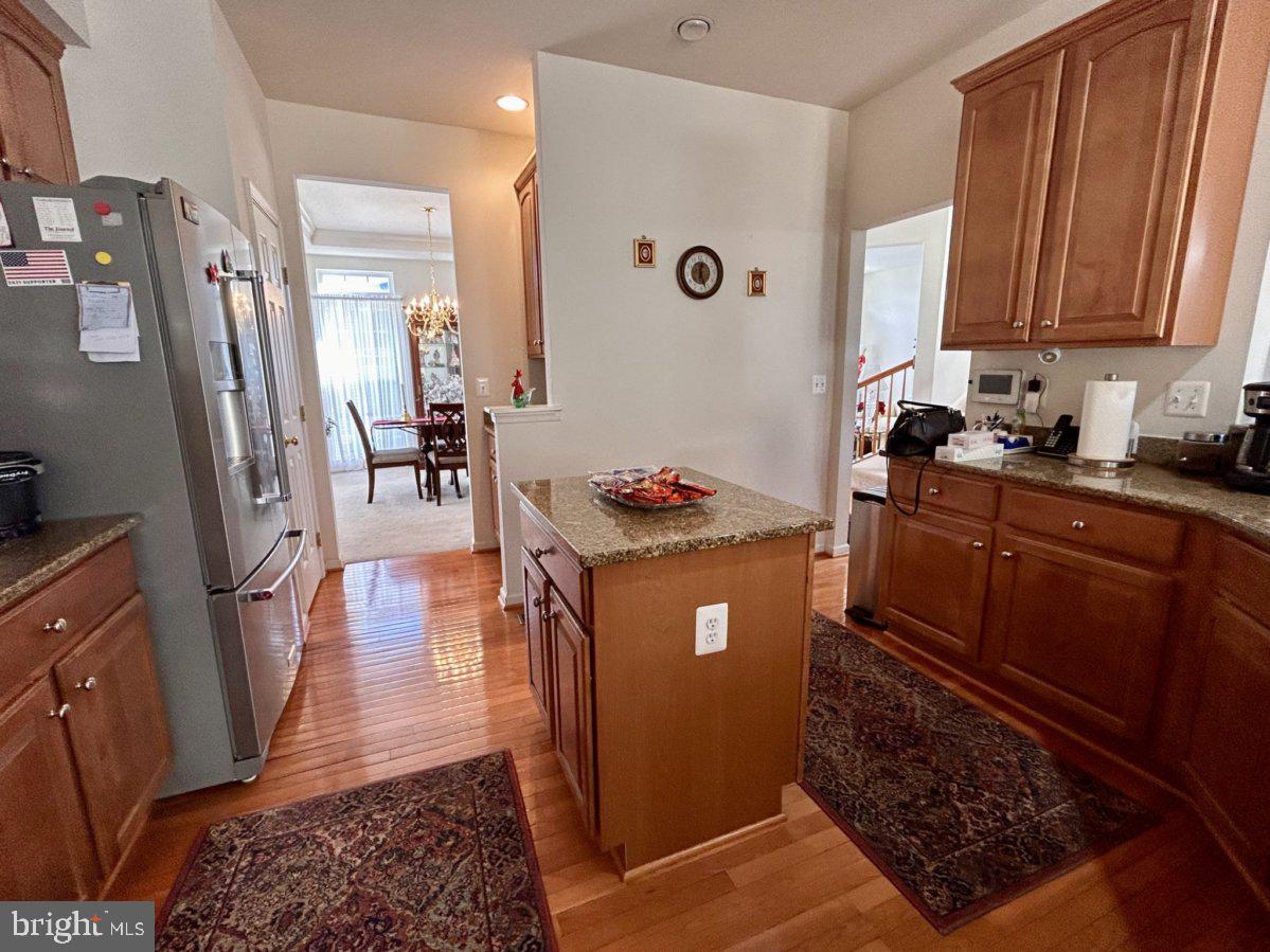 LAKELAND PLACE - Residential