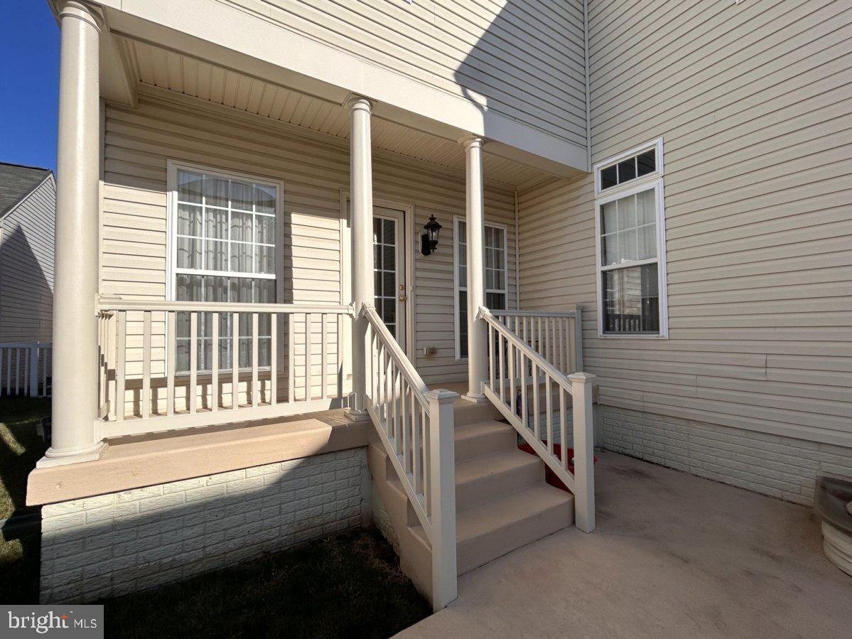 LAKELAND PLACE - Residential