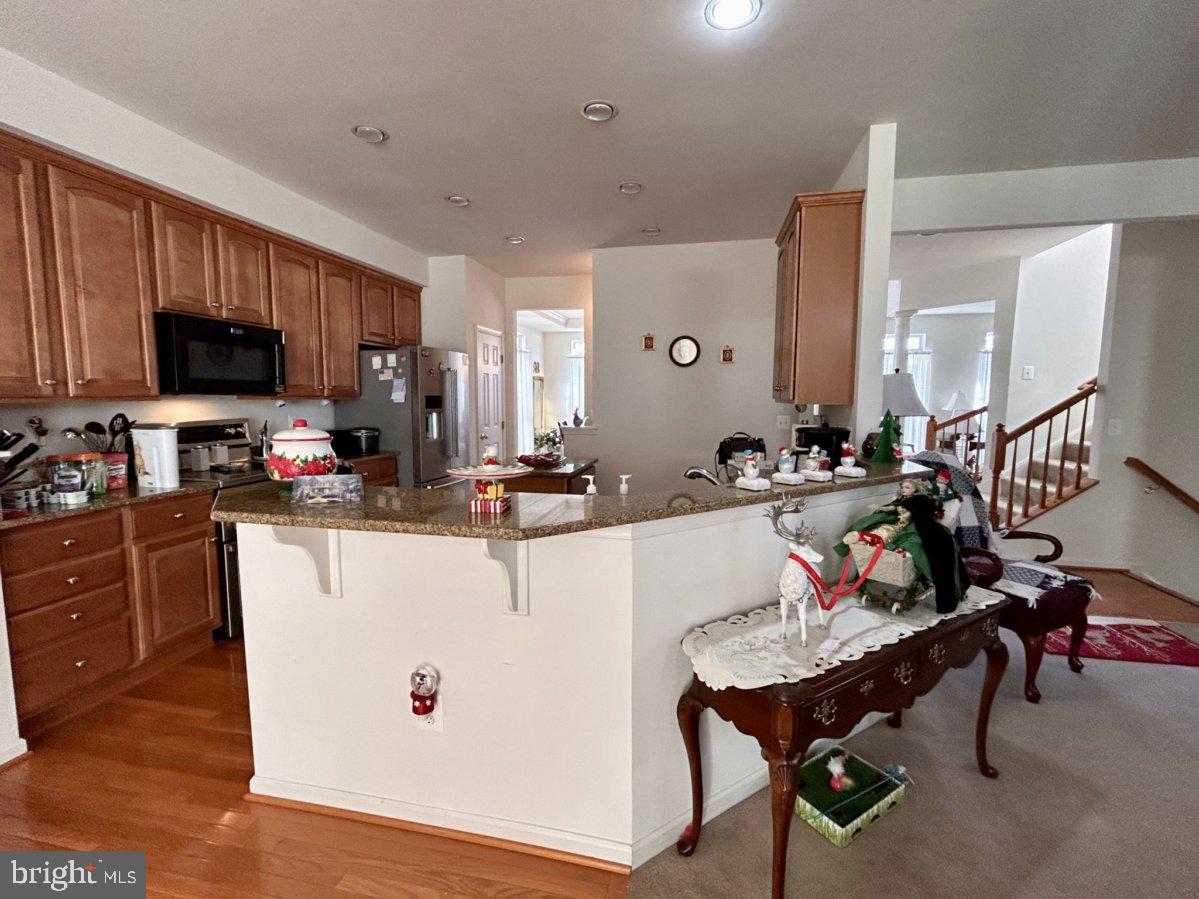 LAKELAND PLACE - Residential