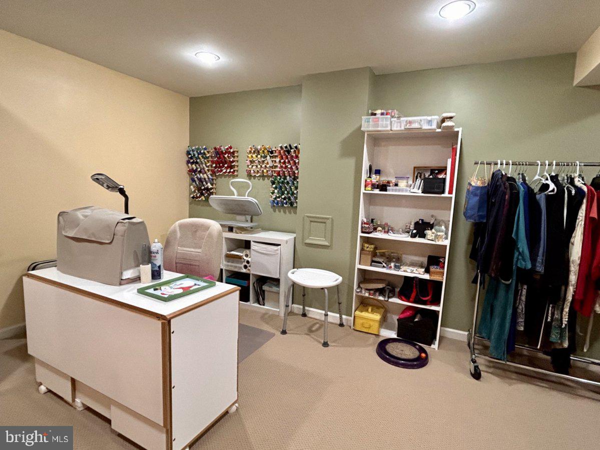 LAKELAND PLACE - Residential