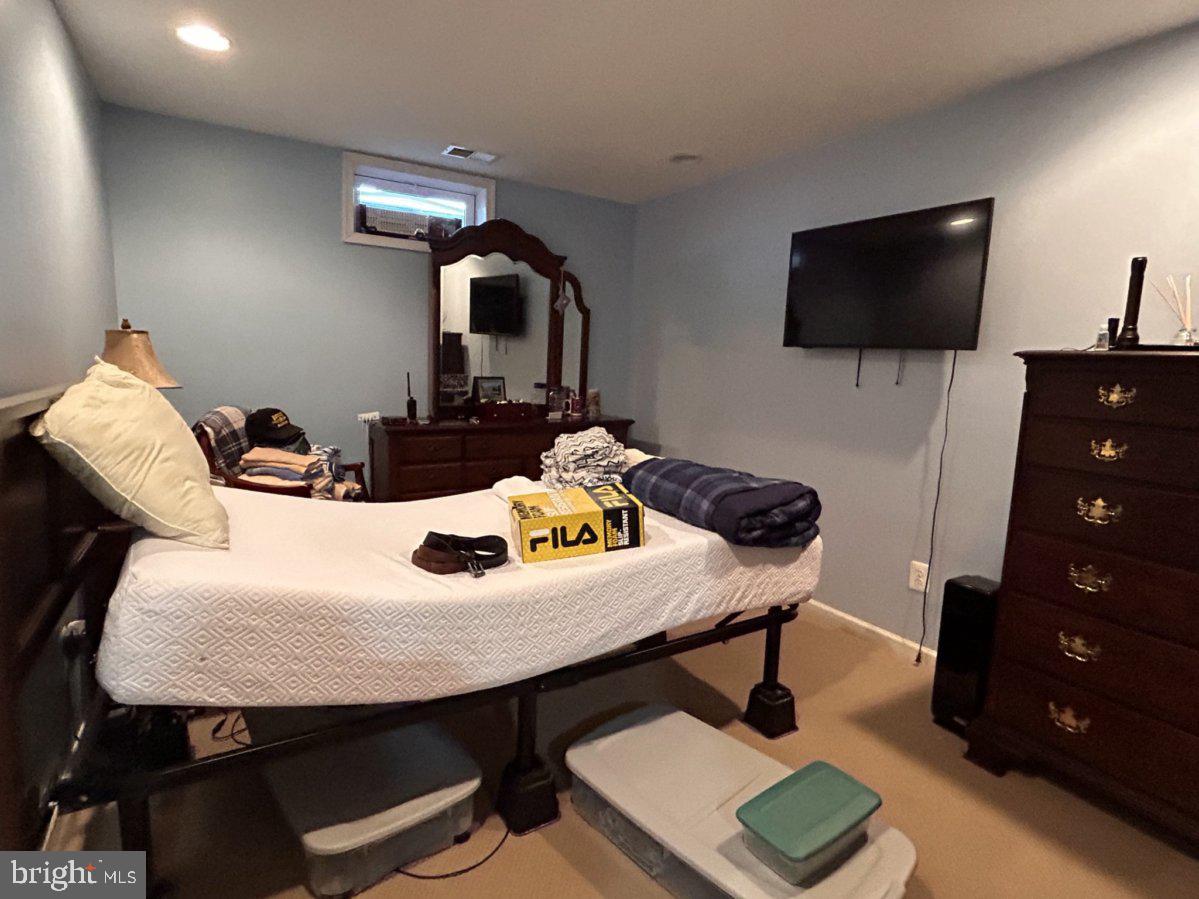 LAKELAND PLACE - Residential