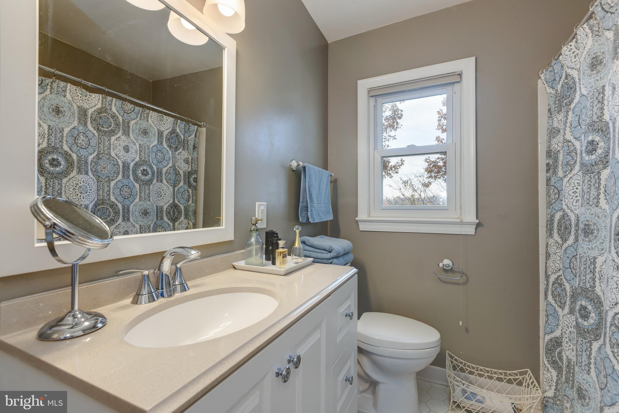 LACEY FOREST - Residential