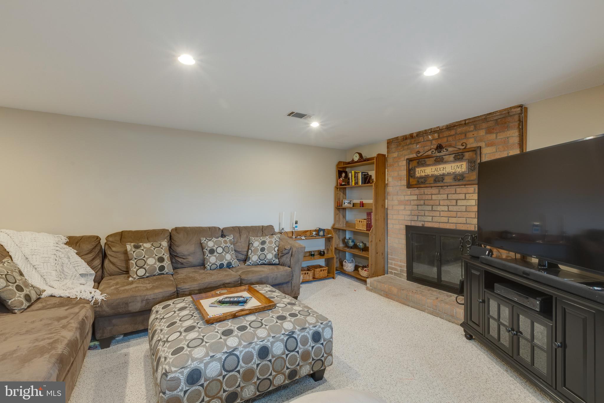 LACEY FOREST - Residential