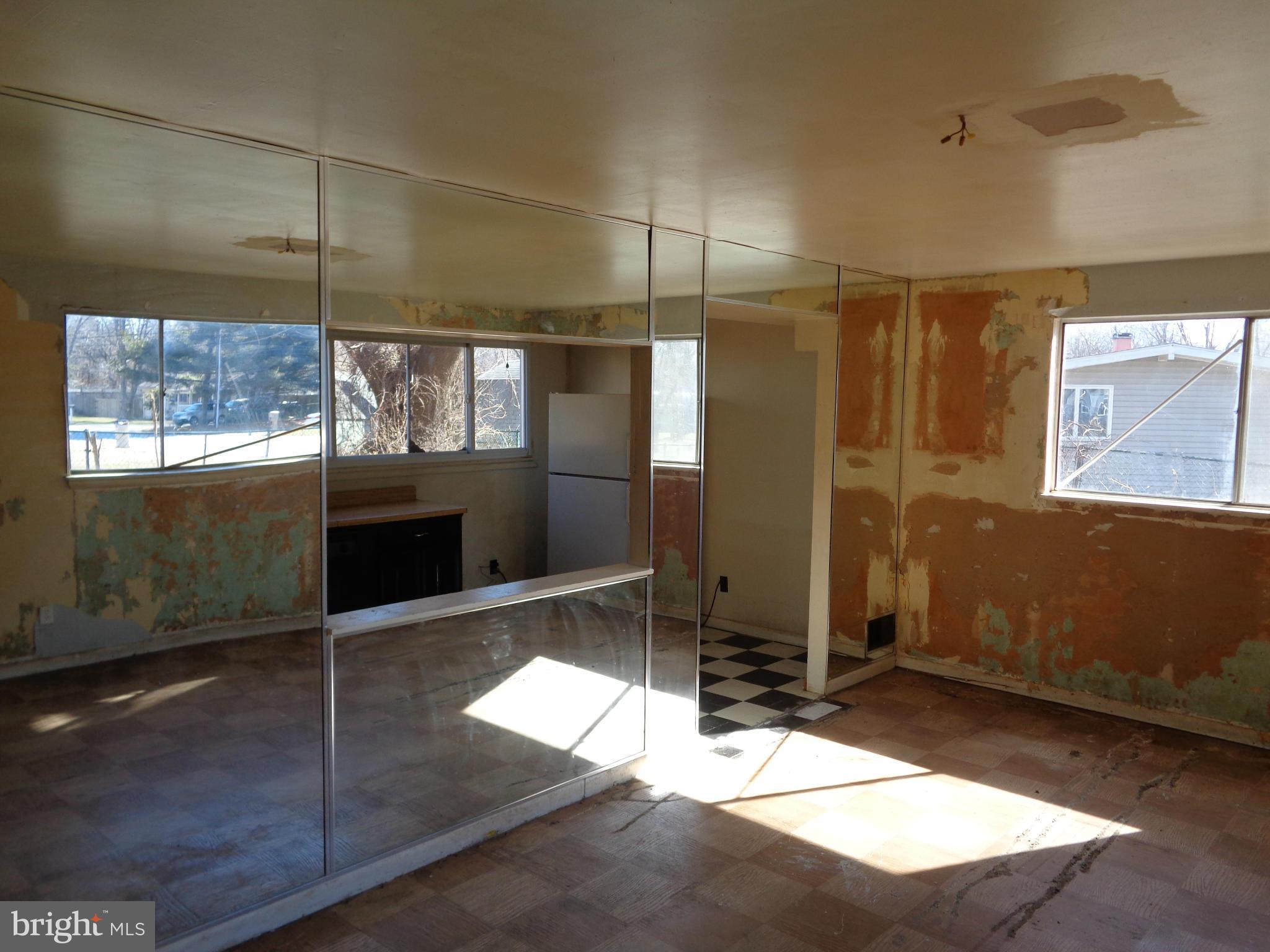 SHARONVILLE - Residential