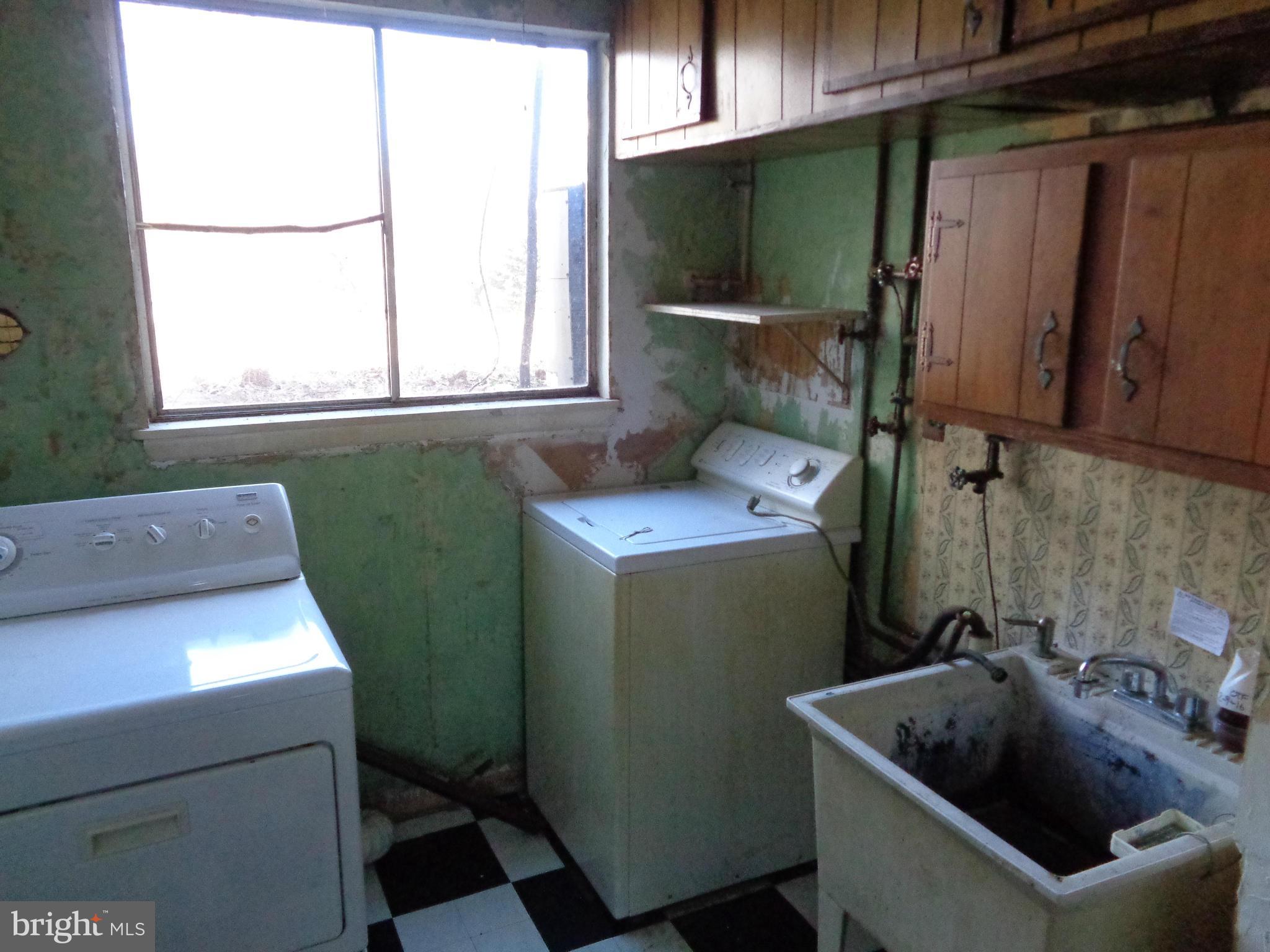 SHARONVILLE - Residential