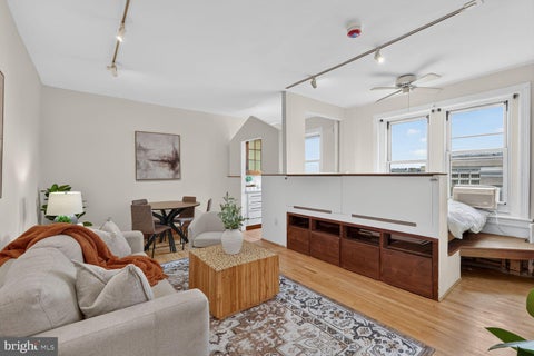 Photo of 1954 Columbia Road NW #804, WASHINGTON, DC 20009 (MLS # DCDC2276474)