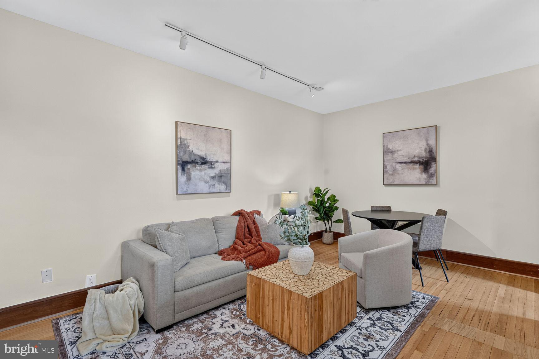 1954 COLUMBIA ROAD NW 804