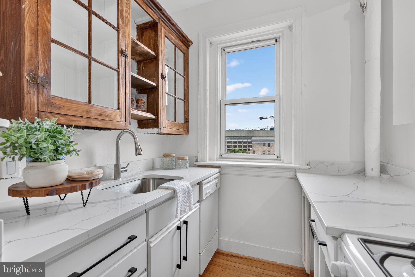 1954 COLUMBIA ROAD NW 804
