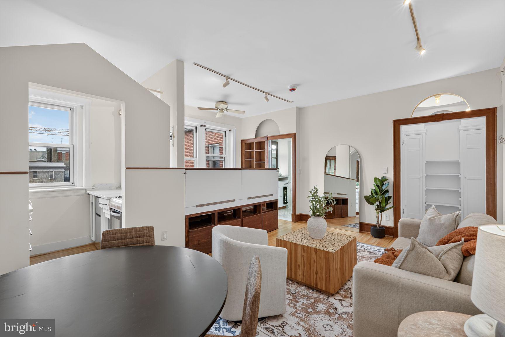 1954 COLUMBIA ROAD NW 804