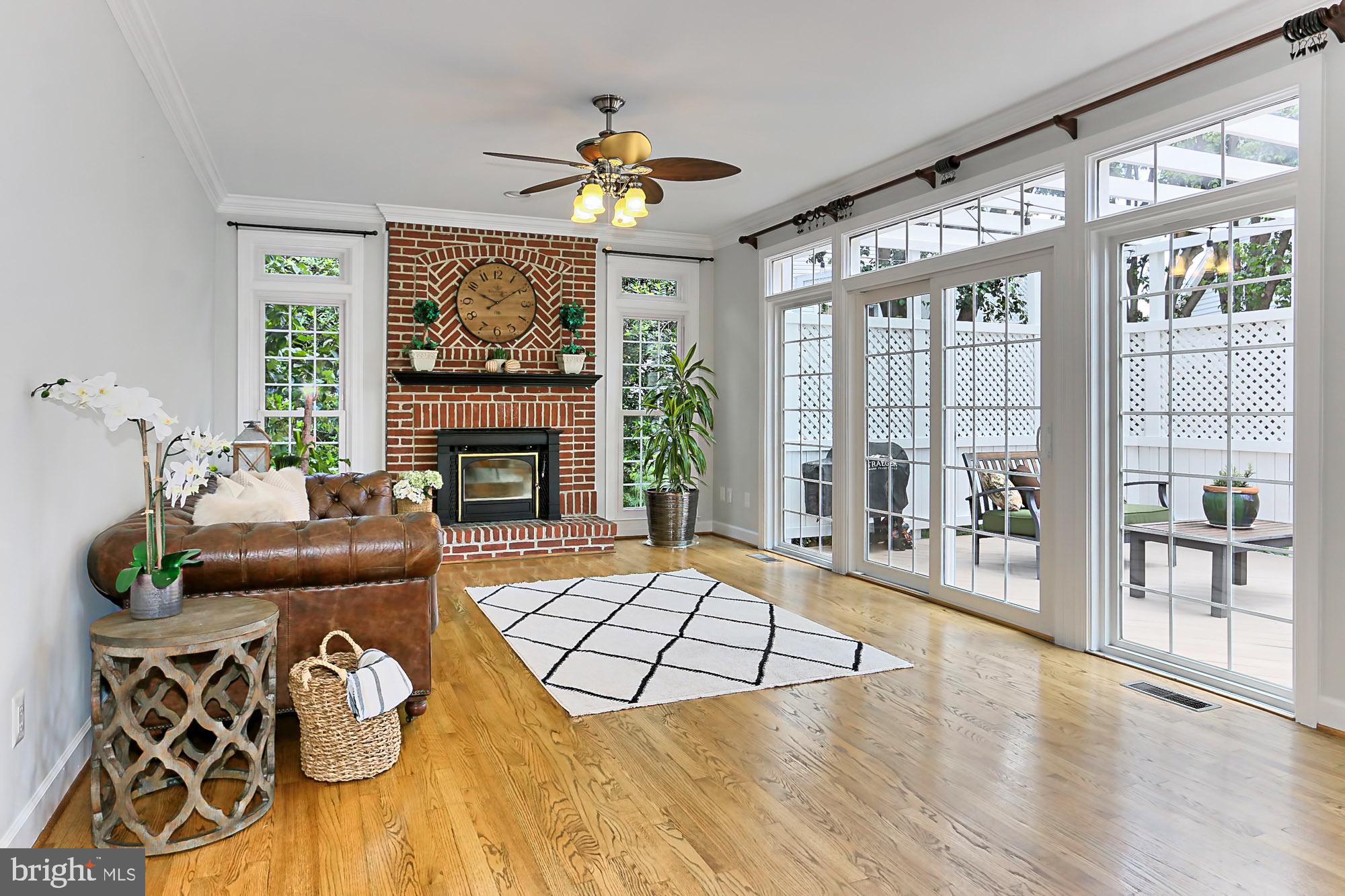 MEADOW HALL - Residential