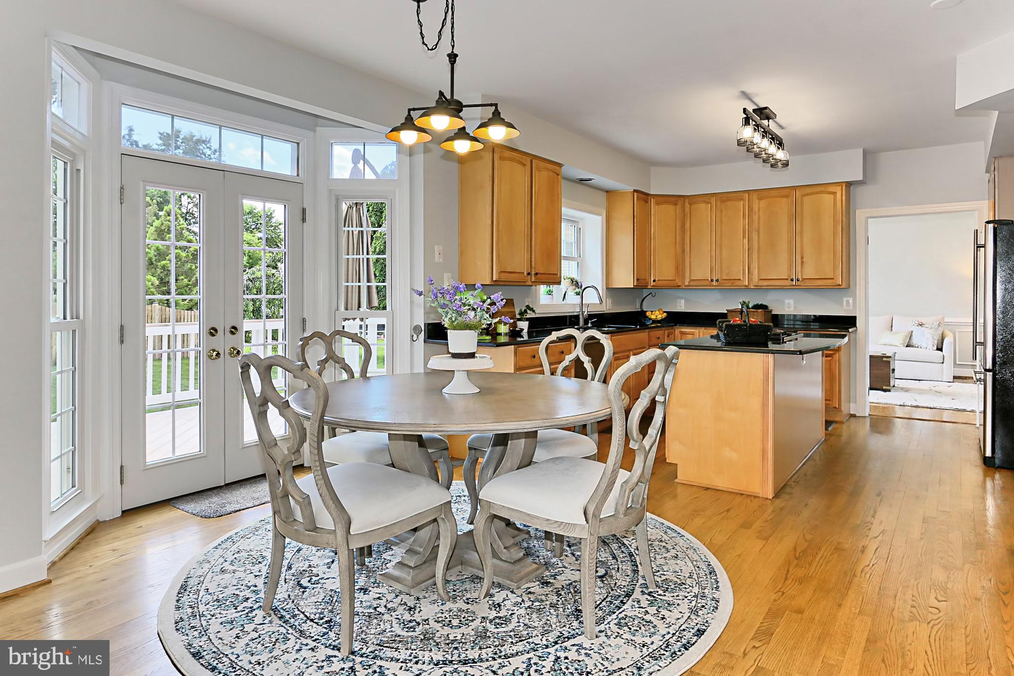 MEADOW HALL - Residential