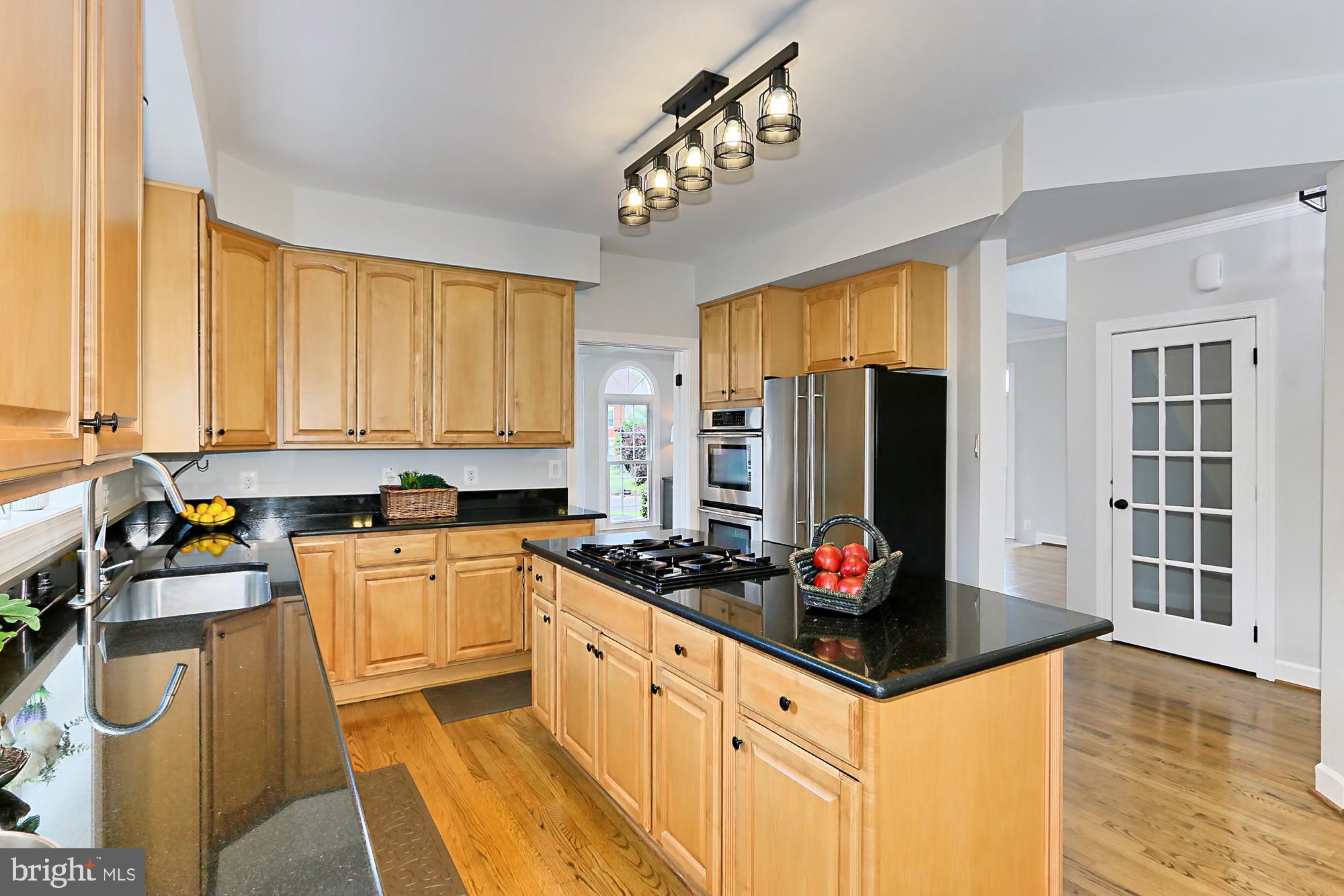 MEADOW HALL - Residential