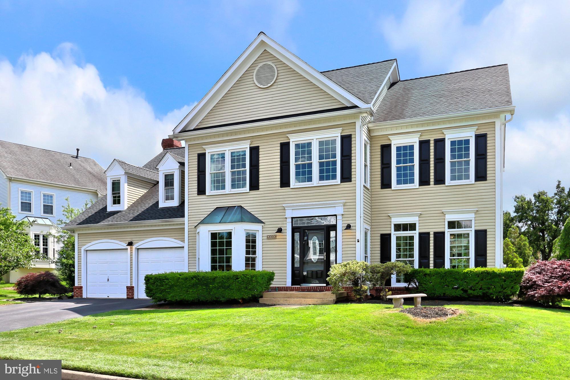 MEADOW HALL - Residential