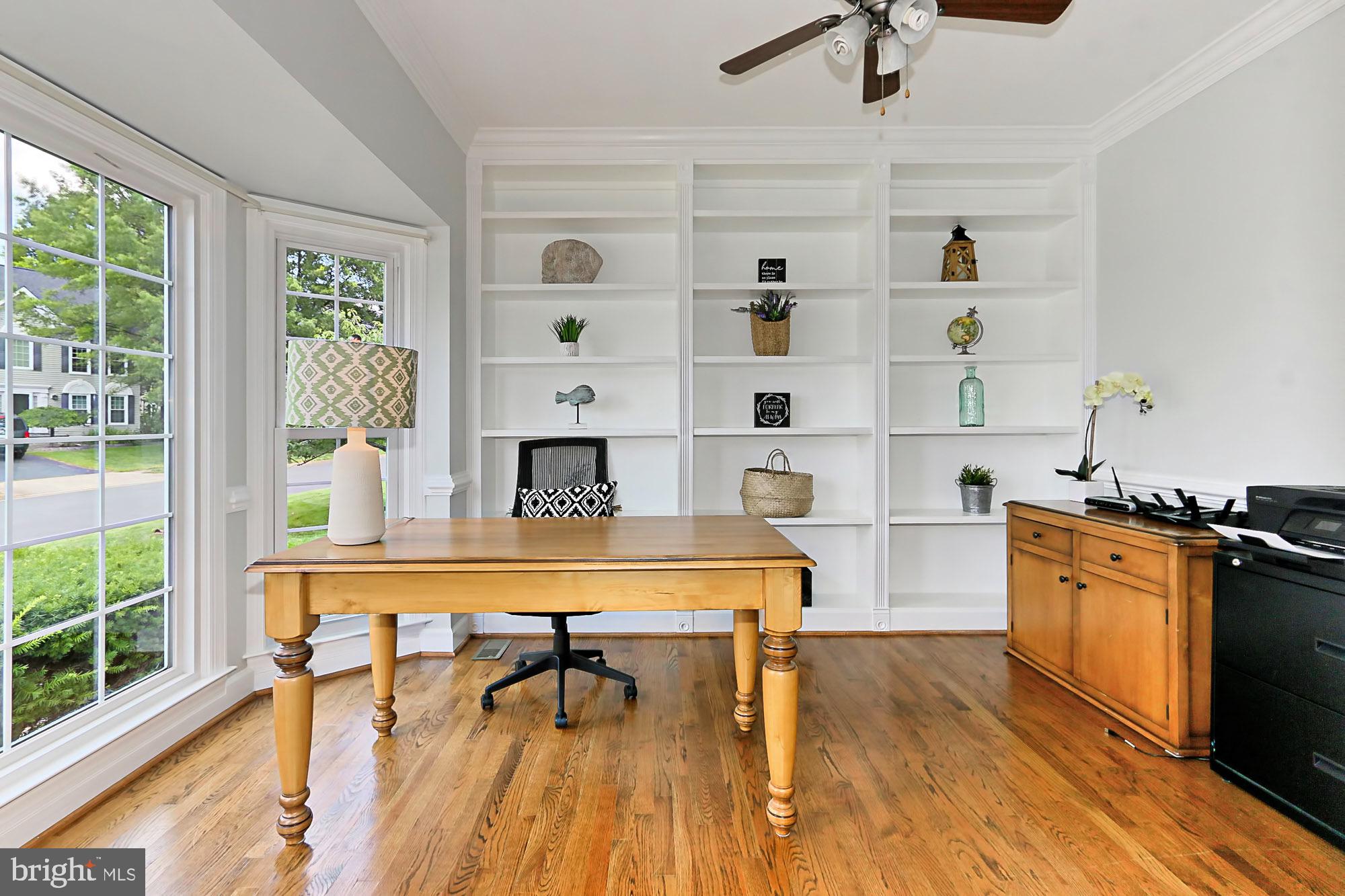 MEADOW HALL - Residential