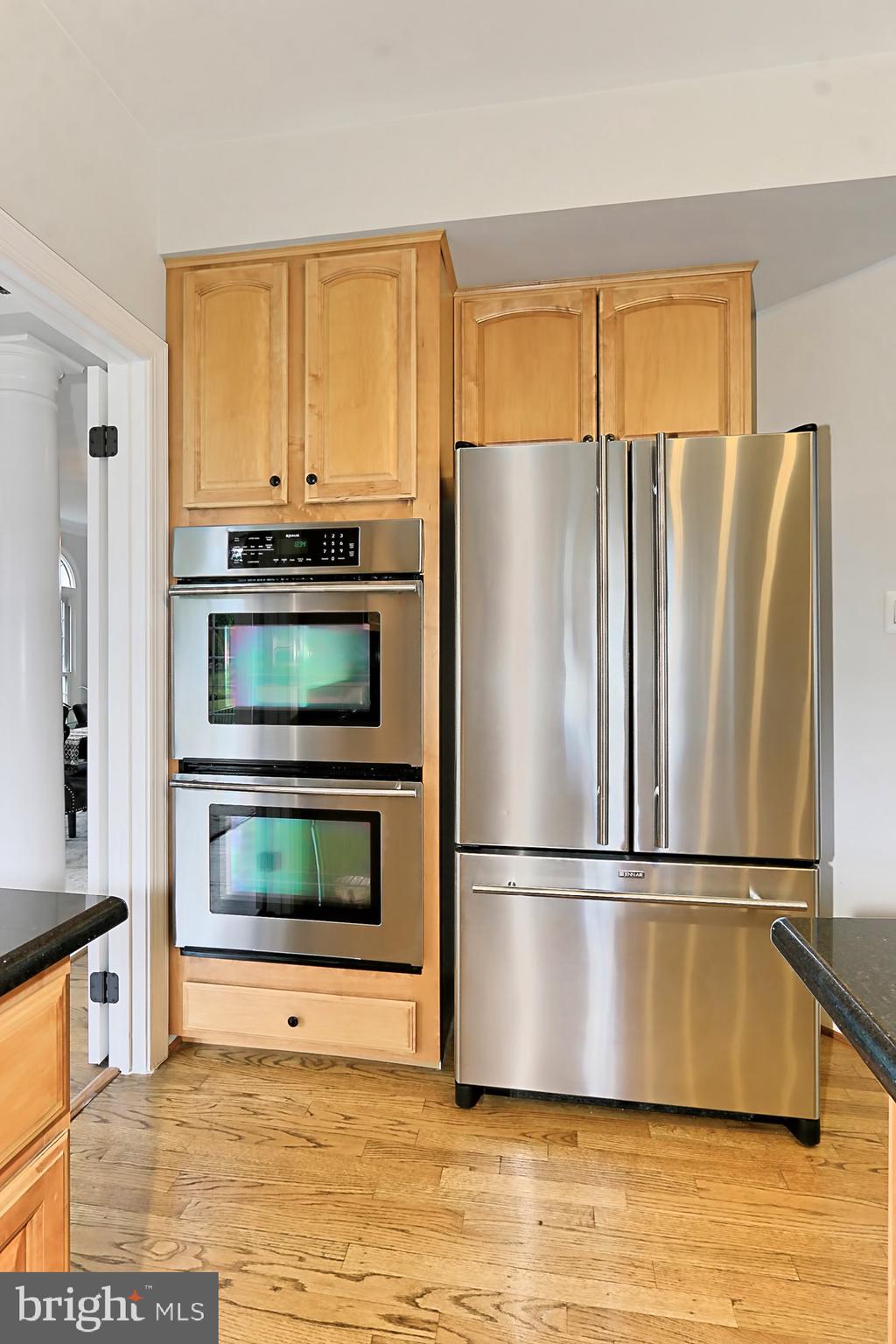 MEADOW HALL - Residential