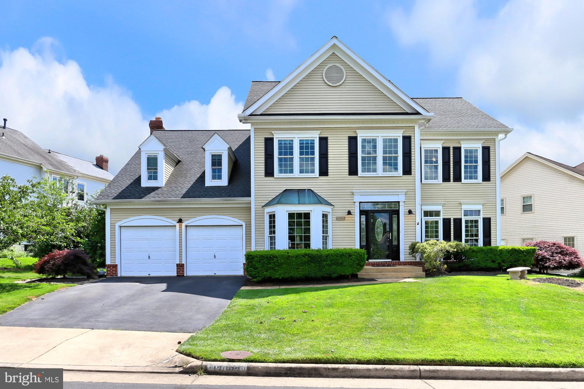 MEADOW HALL - Residential