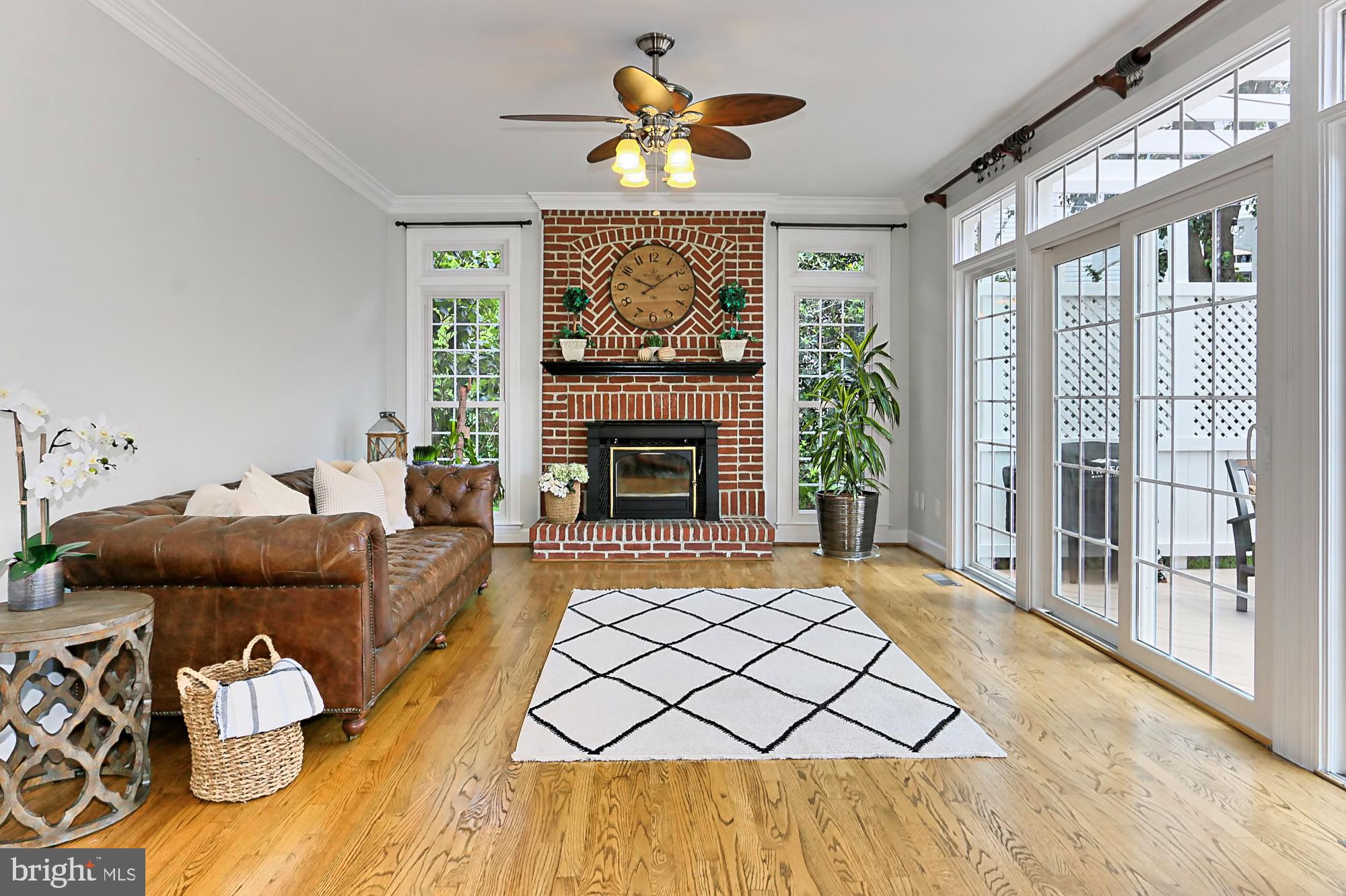 MEADOW HALL - Residential