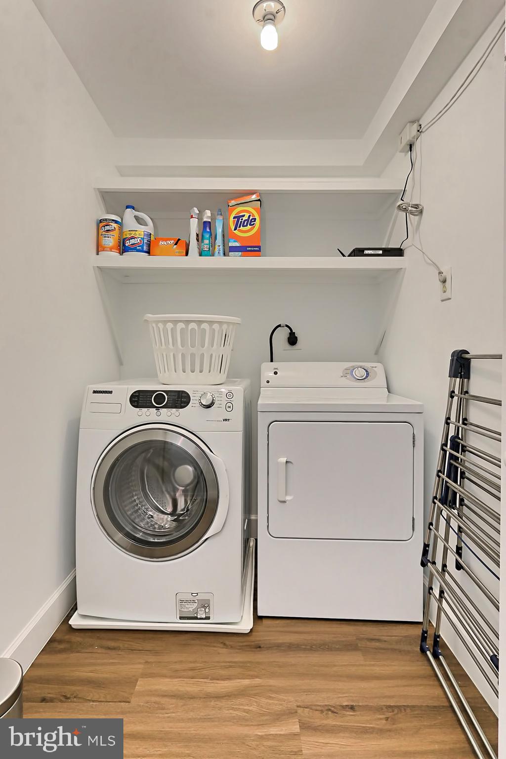 MEADOW HALL - Residential