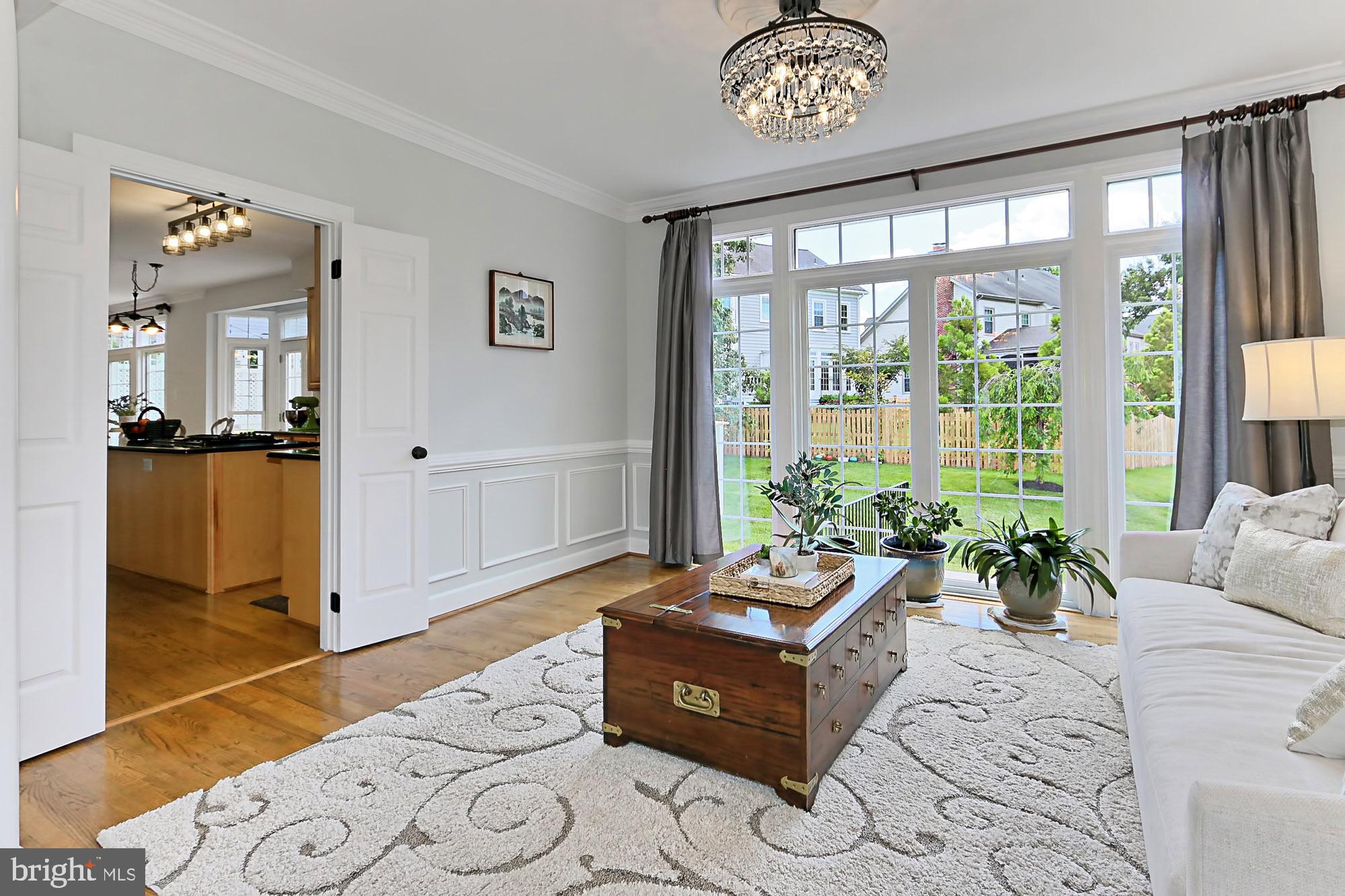 MEADOW HALL - Residential