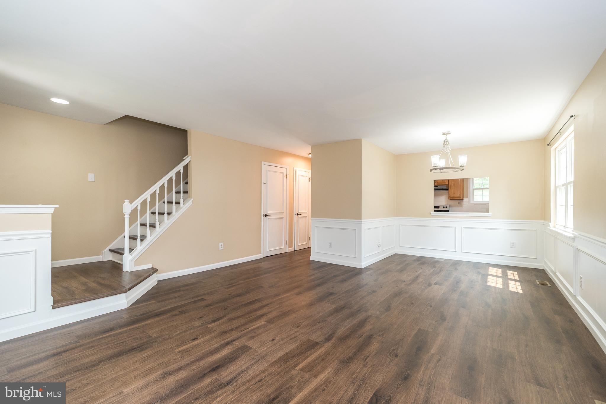 40 PEARL DRIVE