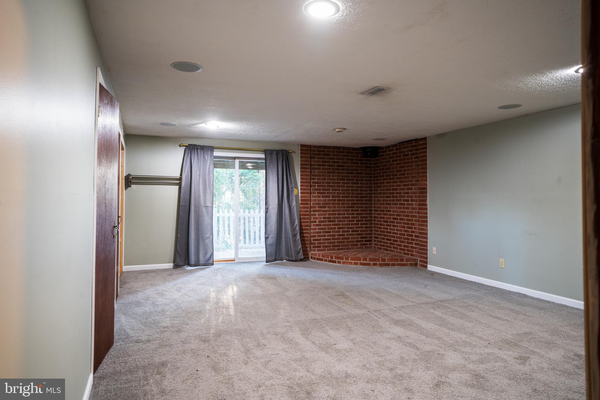 OAKHURST - Residential