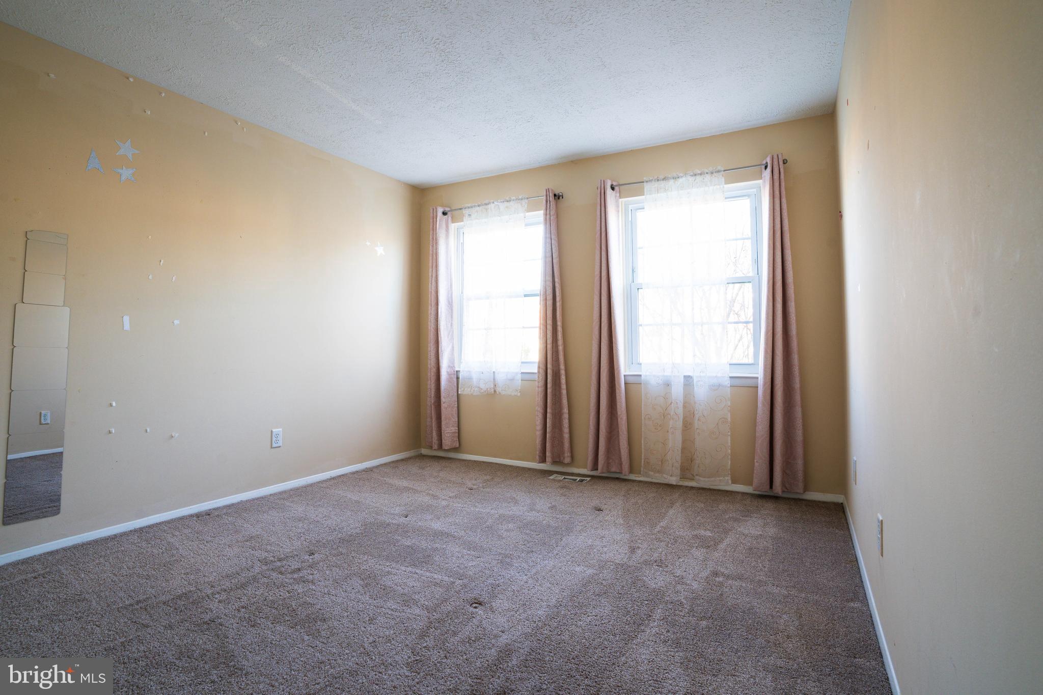 OAKHURST - Residential