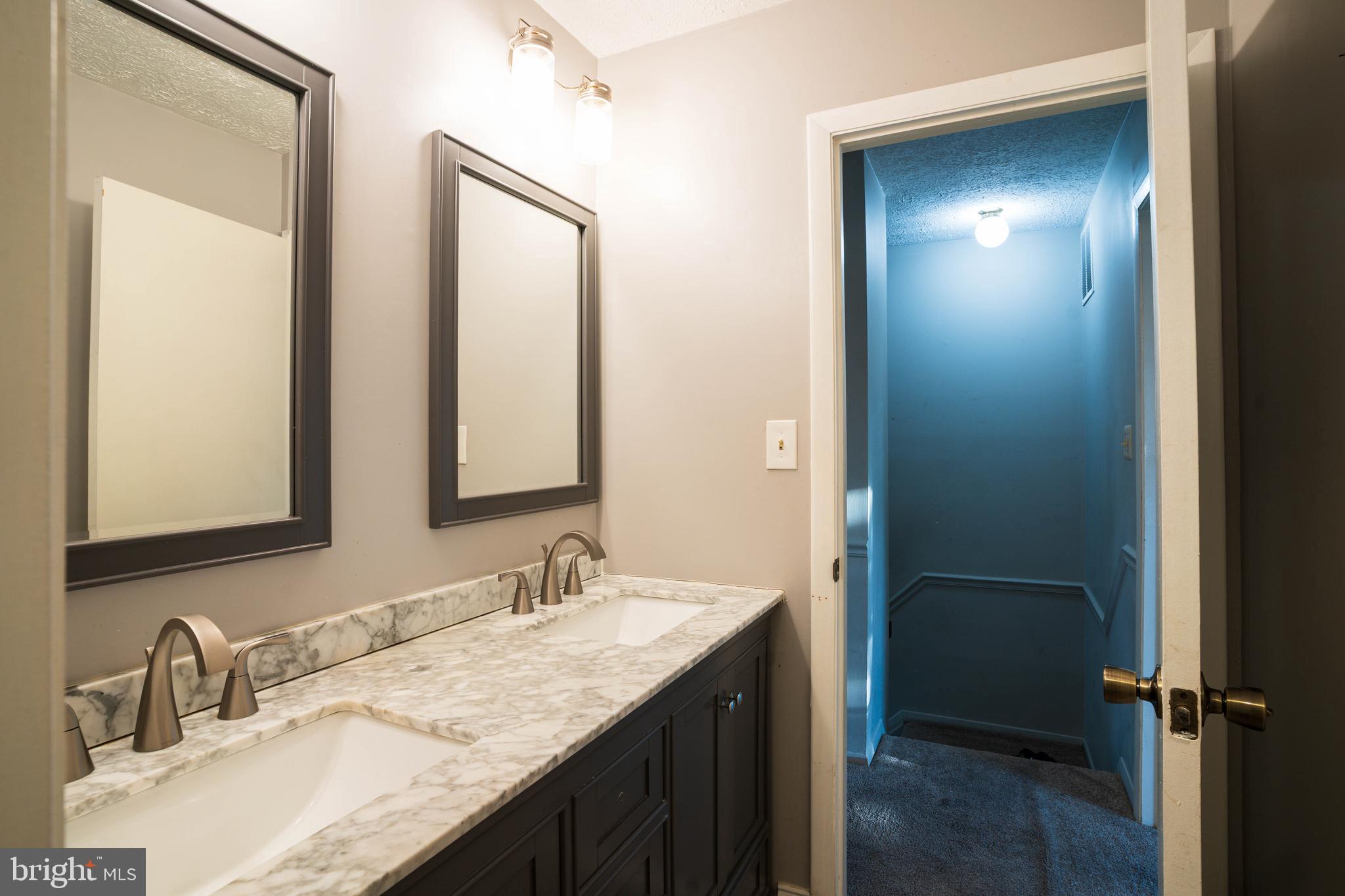 OAKHURST - Residential