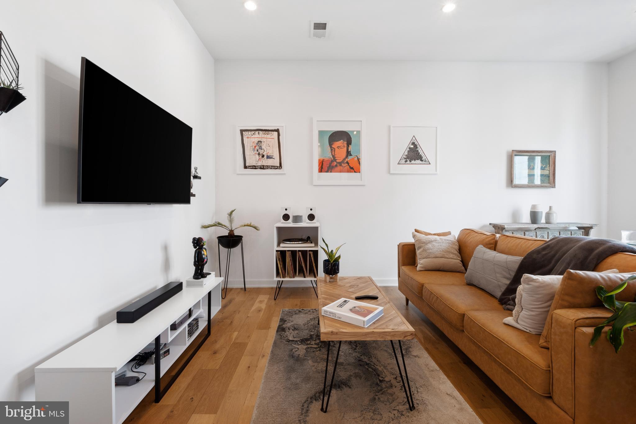 FISHTOWN - Residential Lease