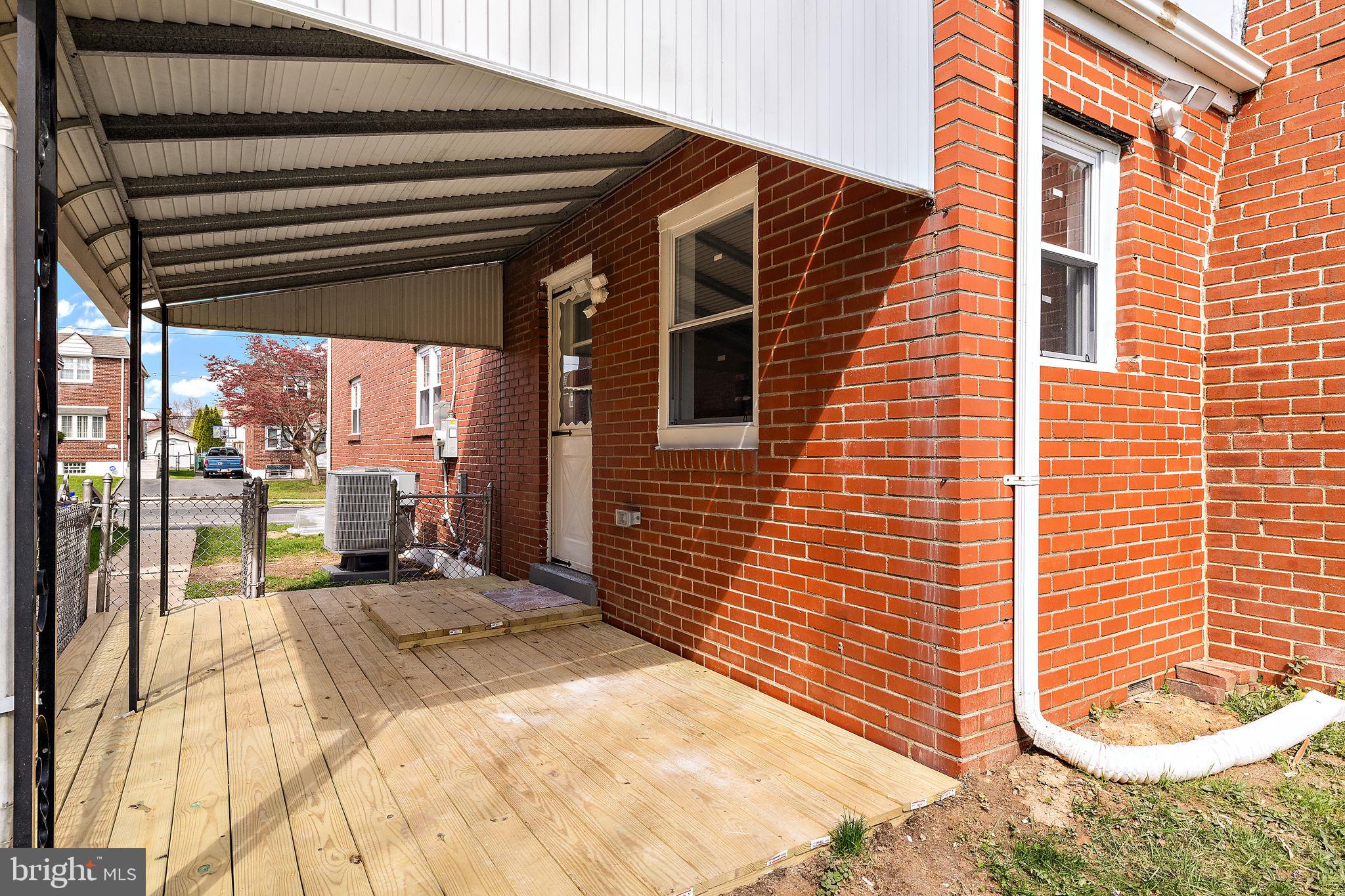 BROOKHAVEN - Residential