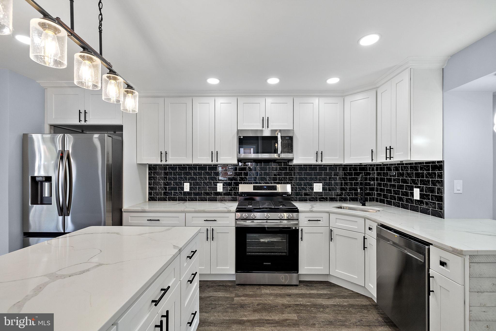 BROOKHAVEN - Residential