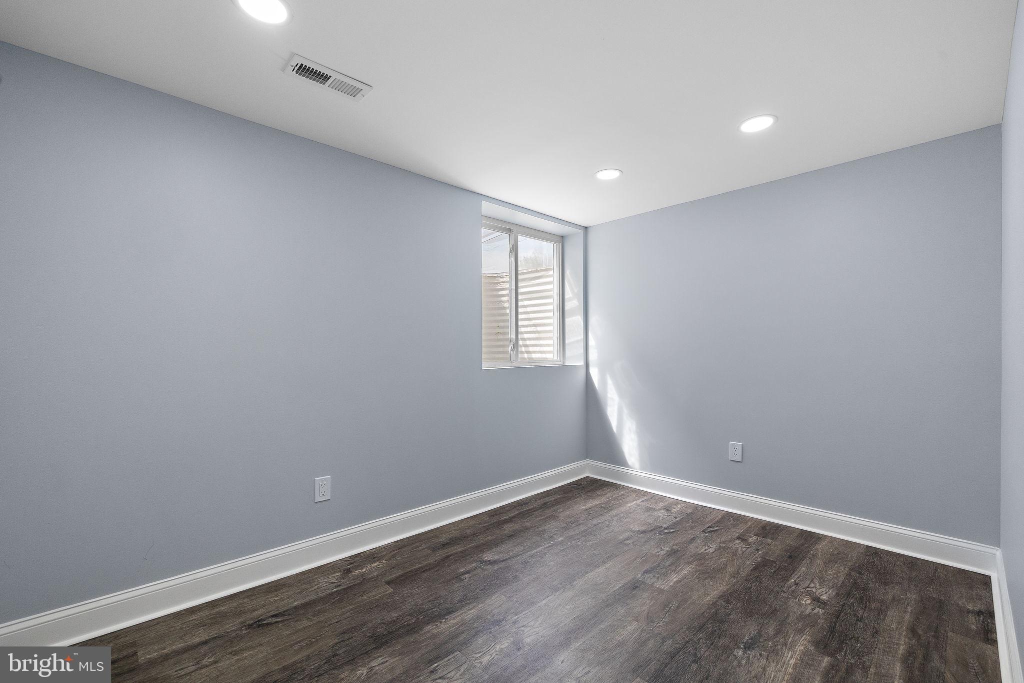 BROOKHAVEN - Residential