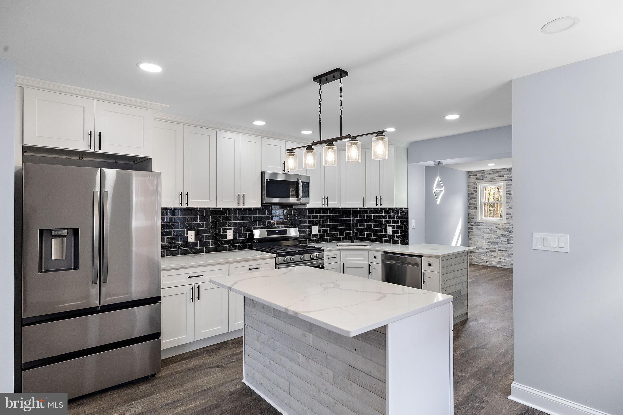 BROOKHAVEN - Residential