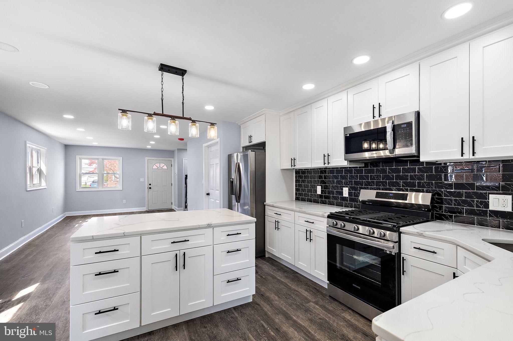 BROOKHAVEN - Residential