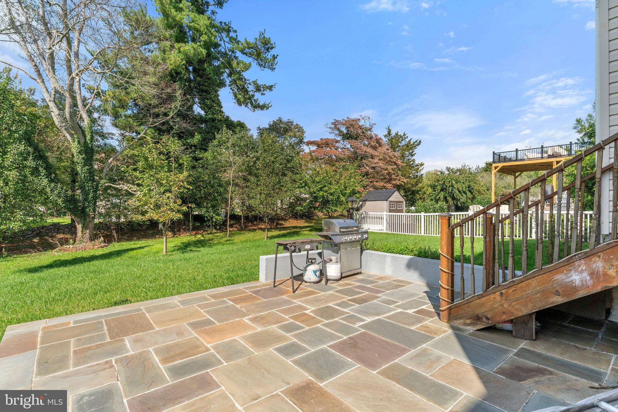 STONE CREST - Residential