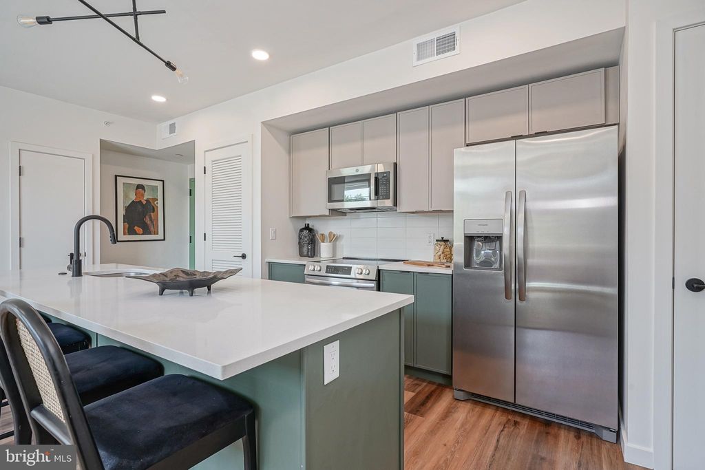 Photo of 1301 Bainbridge Street #402, PHILADELPHIA, PA 19147 (MLS # PAPH2573754)