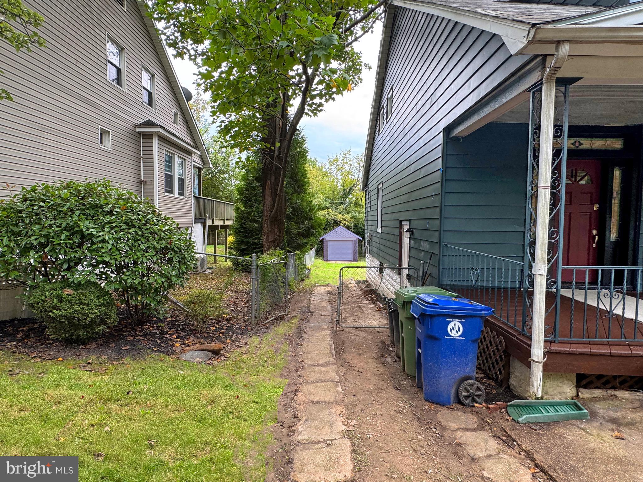 BEVERLY HILLS - Residential