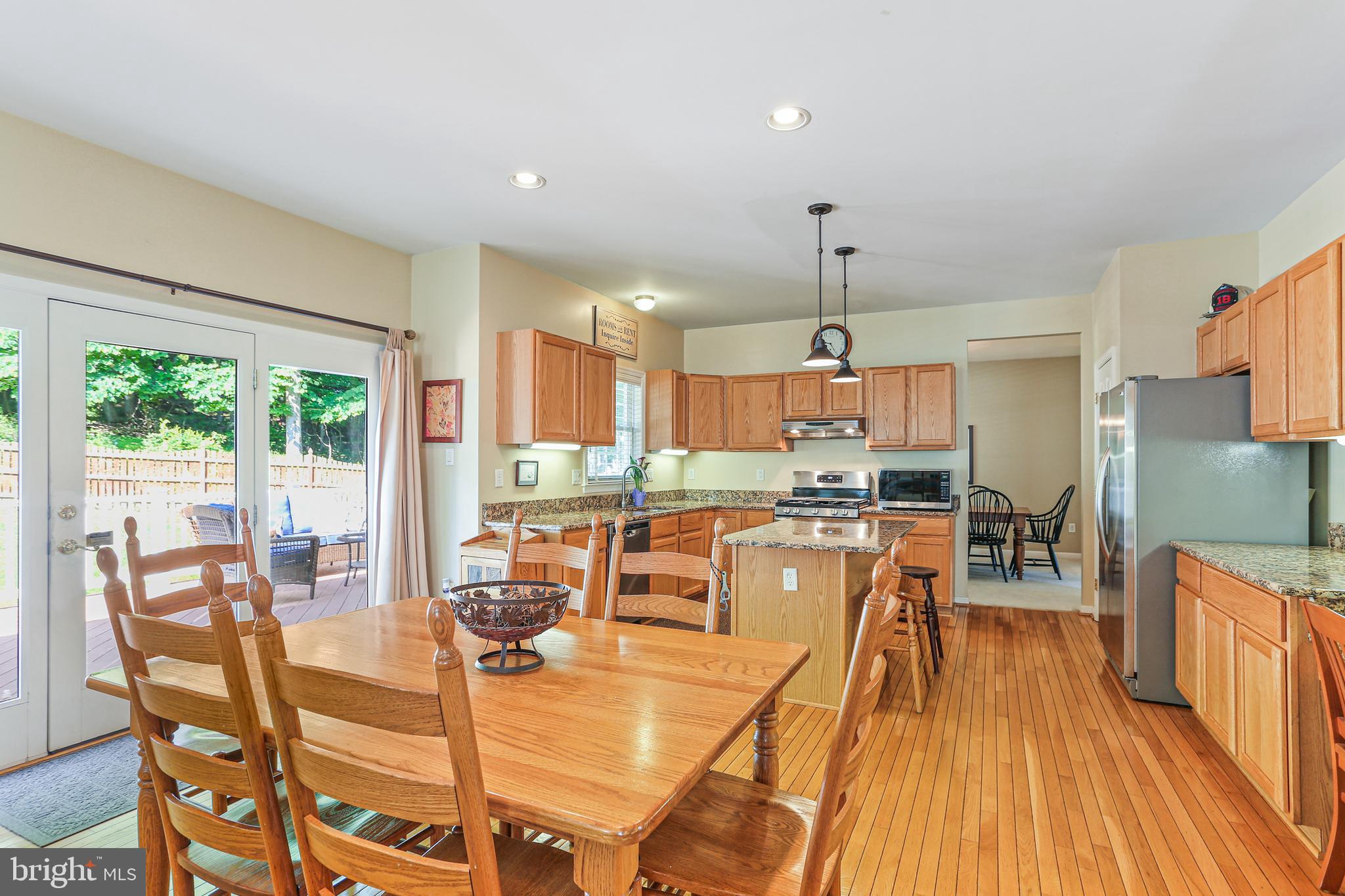 RIVERWALK - Residential