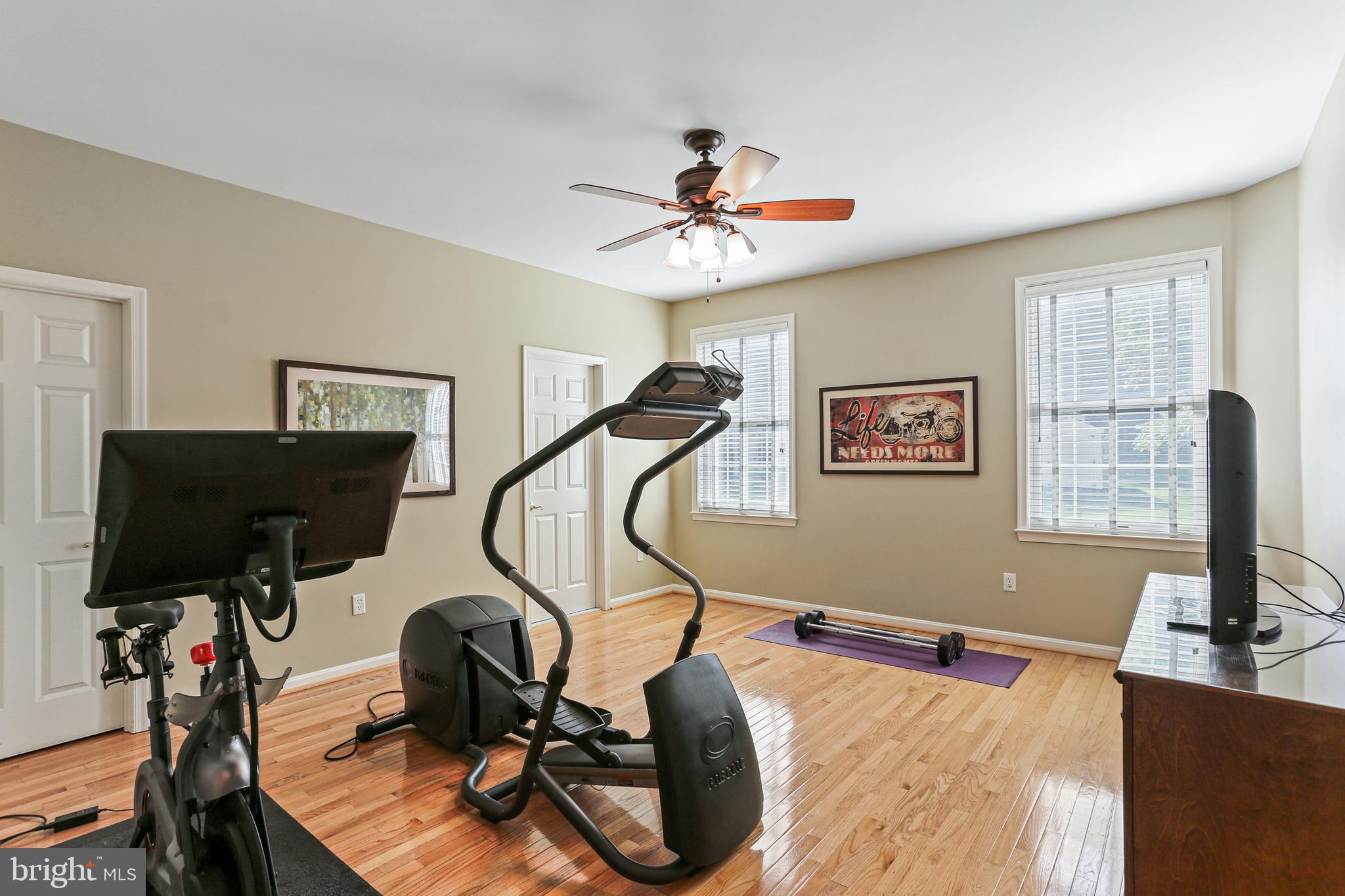 RIVERWALK - Residential