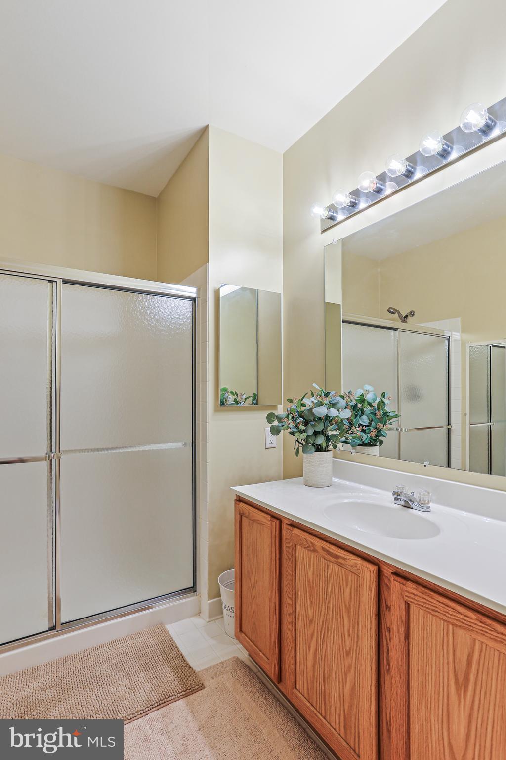 RIVERWALK - Residential