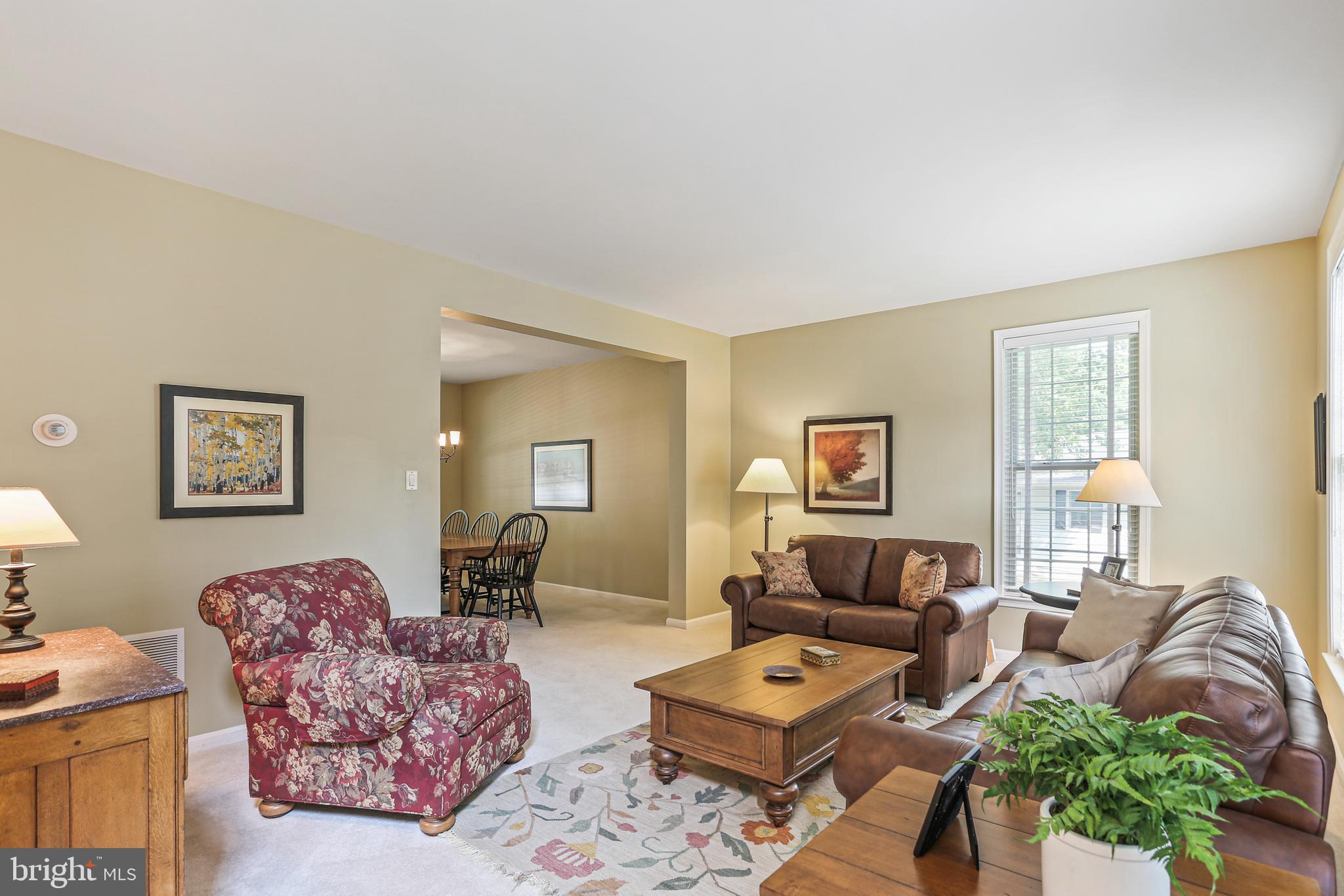 RIVERWALK - Residential