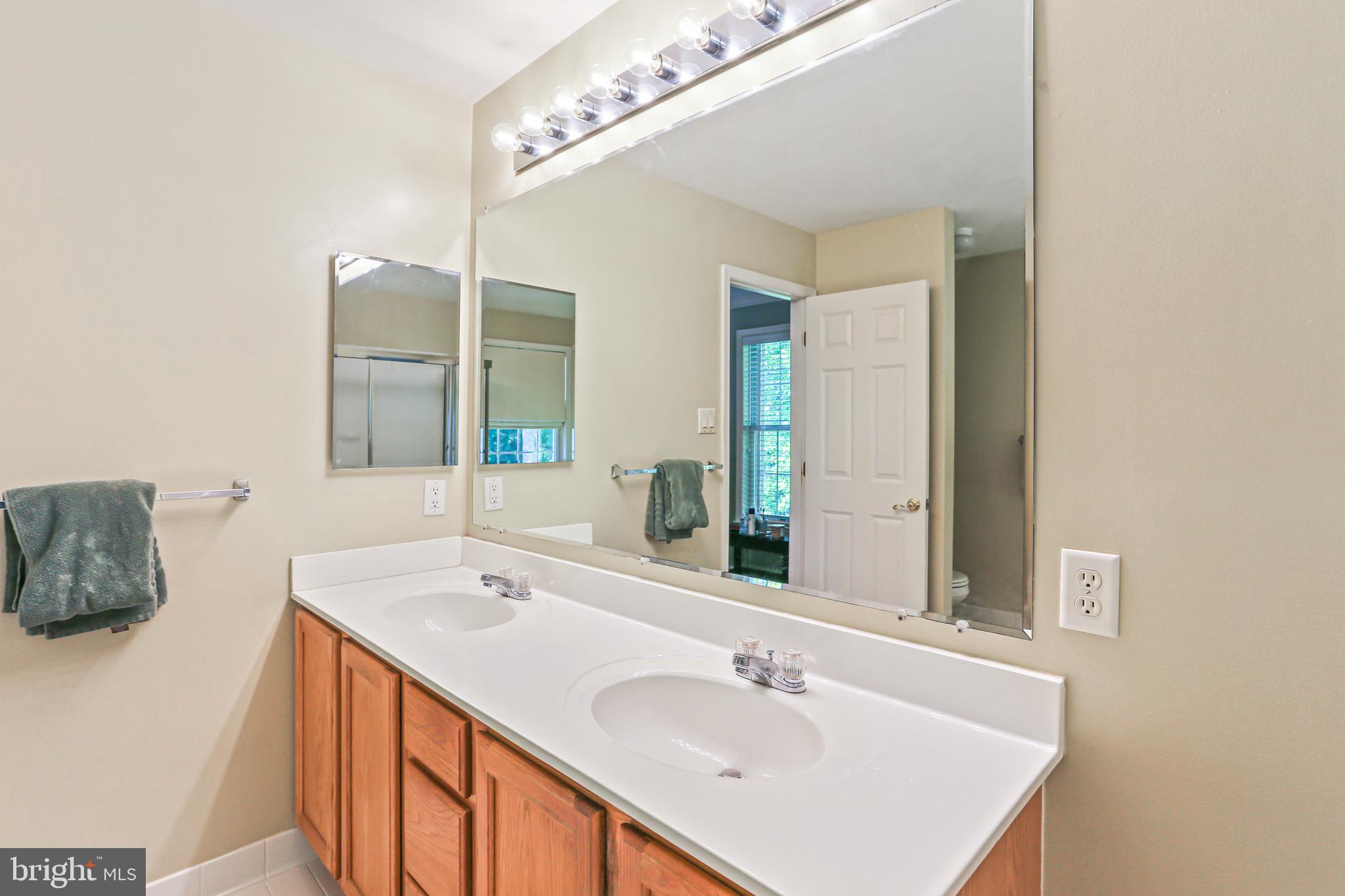 RIVERWALK - Residential