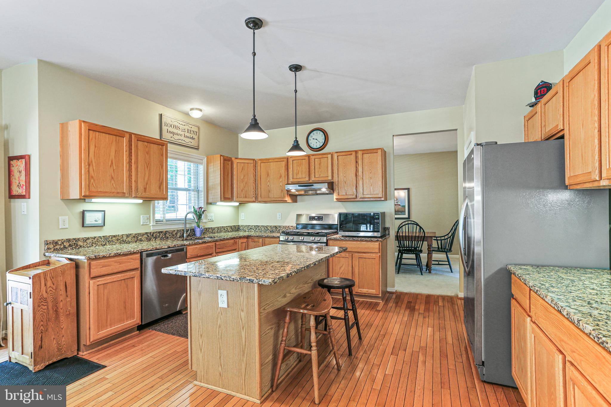 RIVERWALK - Residential