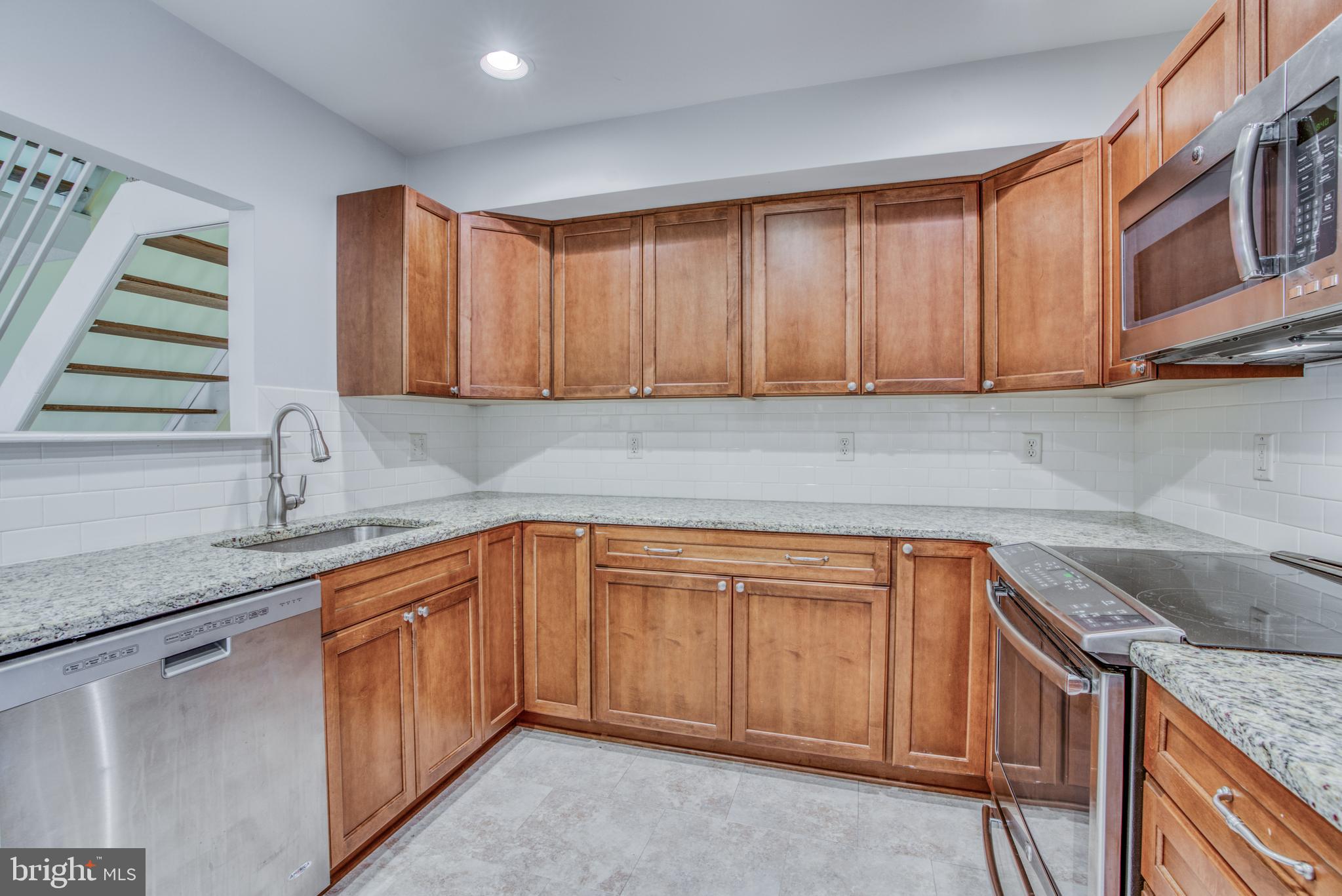 FEDERAL HILL HISTORIC DISTRICT - Residential Lease