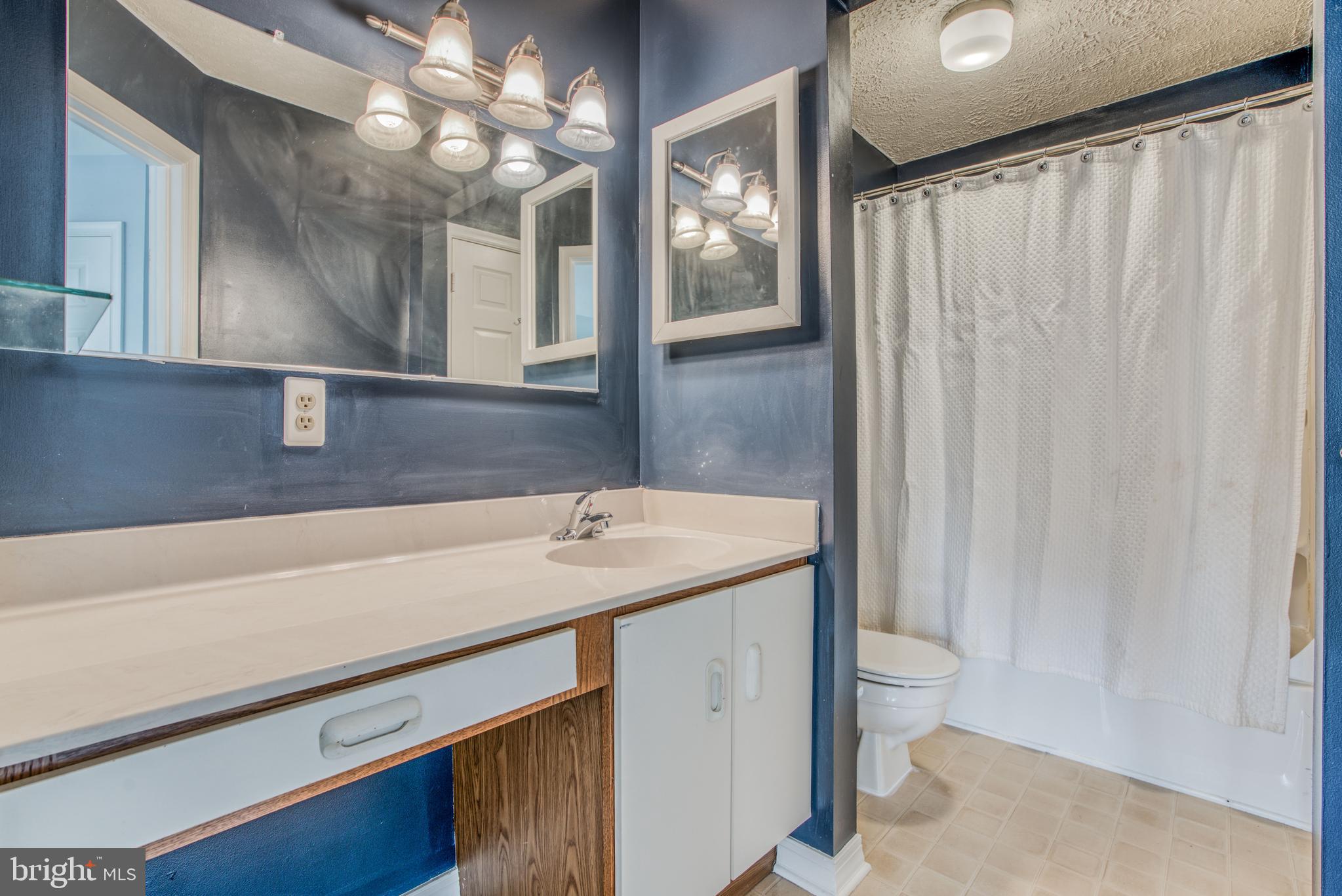 FEDERAL HILL HISTORIC DISTRICT - Residential Lease