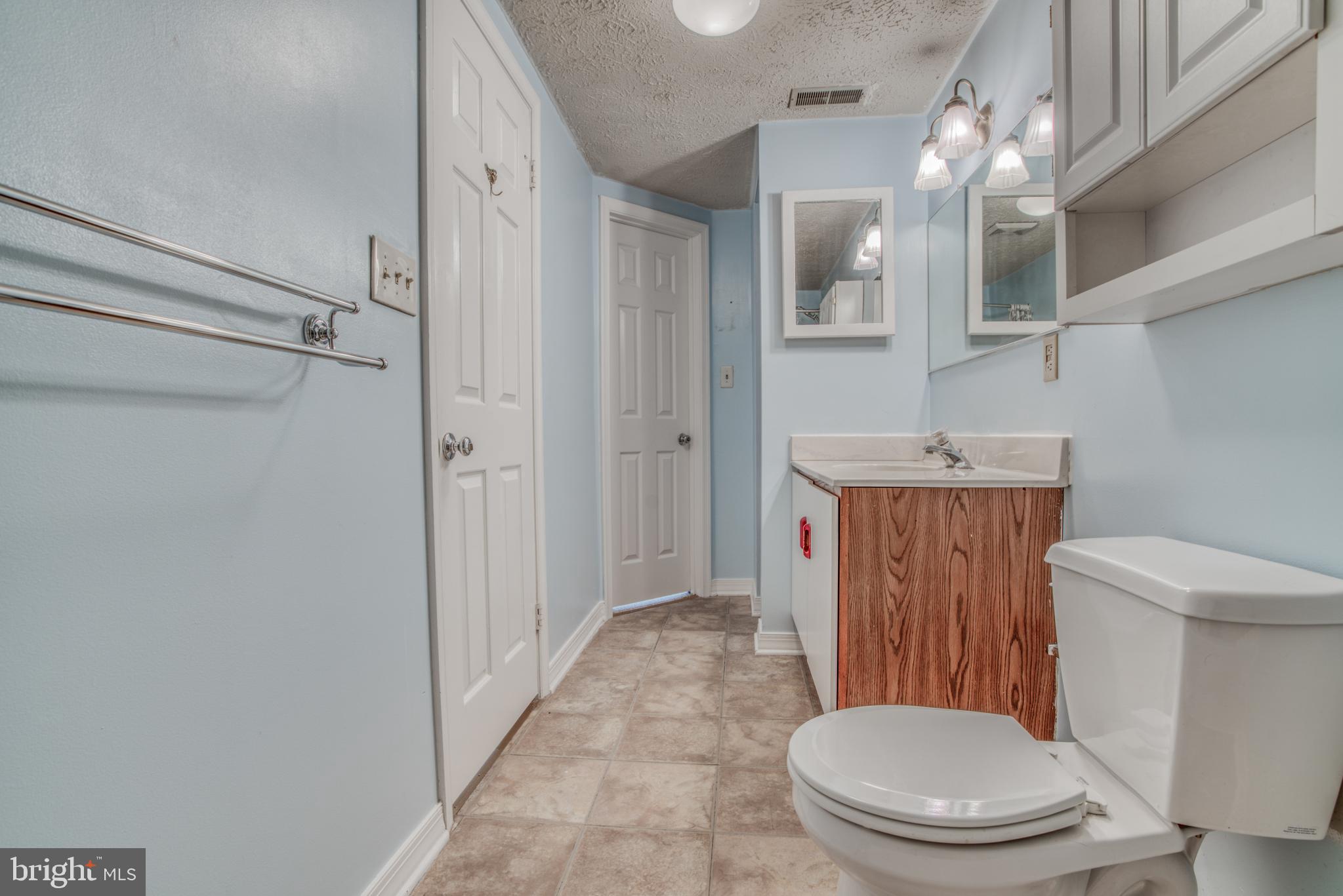 FEDERAL HILL HISTORIC DISTRICT - Residential Lease